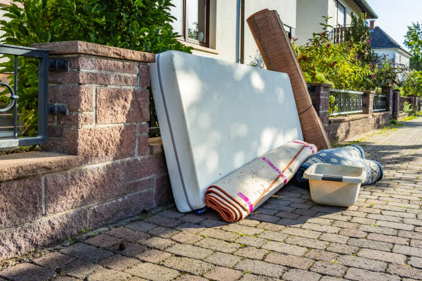 Best Estate Cleanout Services  in Branford Center, CT