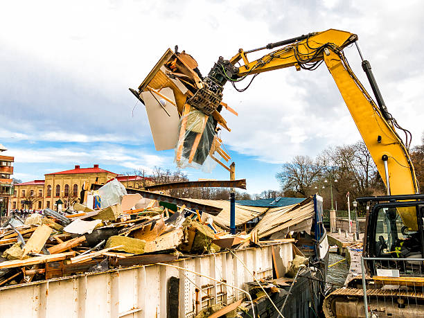 Best Yard Waste Removal  in Branford Center, CT